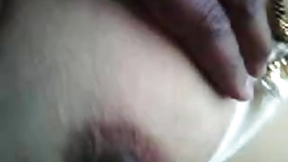 स्त्री हिंदी मूवी एचडी सेक्सी रोग विशेषज्ञ अपने रोगी पर सवारी करता है