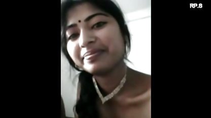 बच्चे सौतेली बहन और उसकी हॉलीवुड सेक्सी फिल्म हिंदी में प्रेमिका को टक्कर लगी है ।