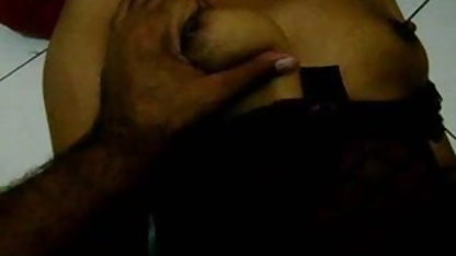 कपड़े पहने वेब सेक्स मूवी भेजो कैमरा-मॉडल यौन masturbates