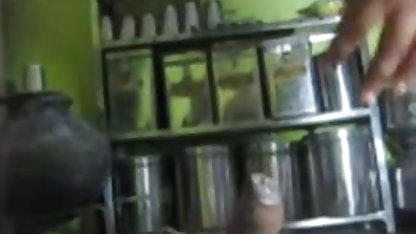 मोटी एक काले के साथ गड़बड़ हो रही पकड़ा हिंदी सेक्सी पिक्चर हिंदी