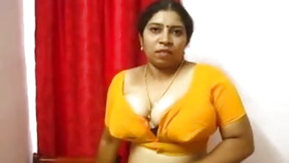 एक अच्छे सेक्सी मूवी वीडियो में दिखाएं गधे के लिए टीवी बदलें