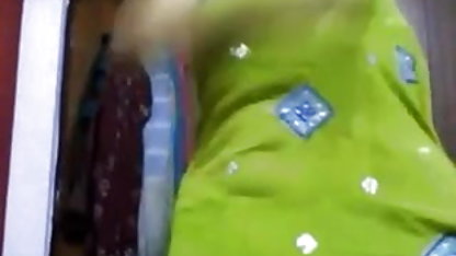 युवा लड़का धीरे fucks सेक्सी फिल्म हिंदुस्तानी सेक्सी बेब