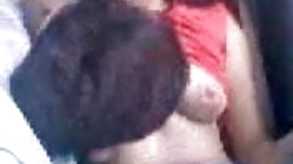 नग्न युवा महिला caresses सेक्सी हिंदी वीडियो फिल्म उसके शरीर में प्रकृति