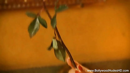 नग्न लड़की मुझे सेक्सी फिल्म के साथ विशाल dokami प्रेमकाव्य