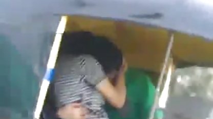 प्रसिद्ध लड़कियों सेक्सी वाला वीडियो फिल्म की अजीब रोशनी