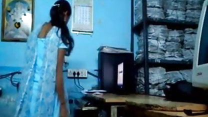शक्तिशाली स्तन अंग्रेजी सेक्सी वीडियो फुल एचडी में पर एक litom शरीर
