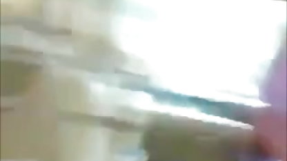 आराम अनैतिक बाहर खींचती है एक लाल penujar अंग्रेजों की सेक्सी पिक्चर वीडियो में
