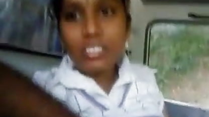 धीरे हो रही एक छोटी हिंदी वीडियो सेक्स फिल्म पोशाक से छुटकारा