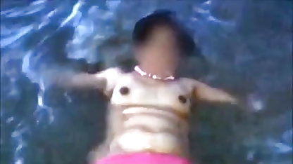 किट्टी हूकर के तहत जानवर का सेक्सी फिल्म के कोमल सूरज